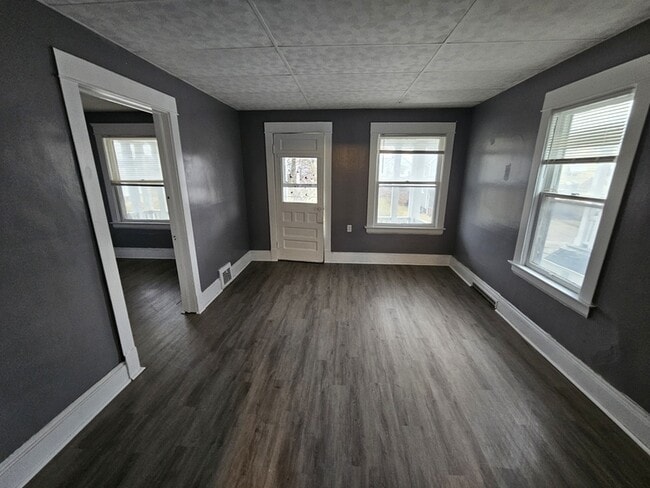 Building Photo - 444 E 156th St