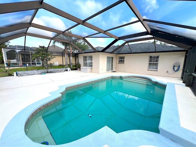 Building Photo - 142 Rolling Sands Dr