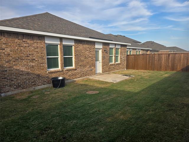 Building Photo - 1825 Sandlin Dr