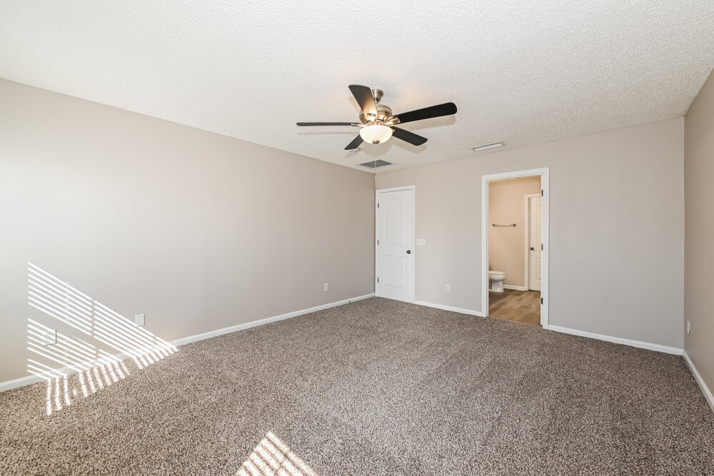 Building Photo - 9016 Redtail Dr