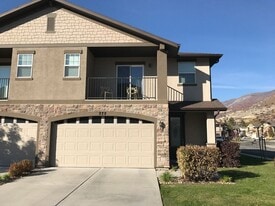 Building Photo - 272 W 650 N