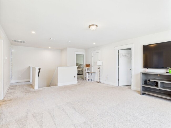 Building Photo - 6837 Sir Galahad Ct.