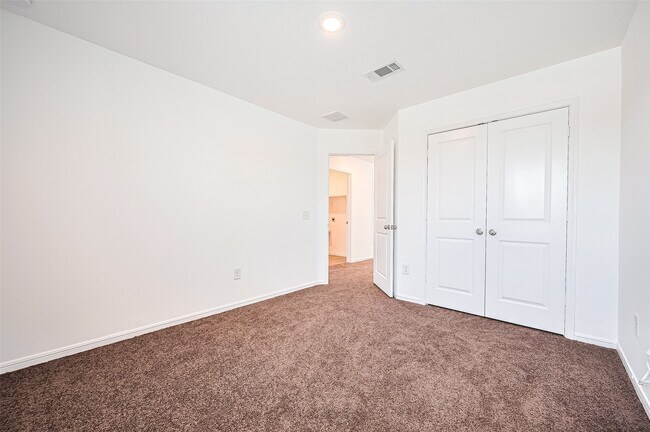 Building Photo - 1001 Laguna Cv Dr