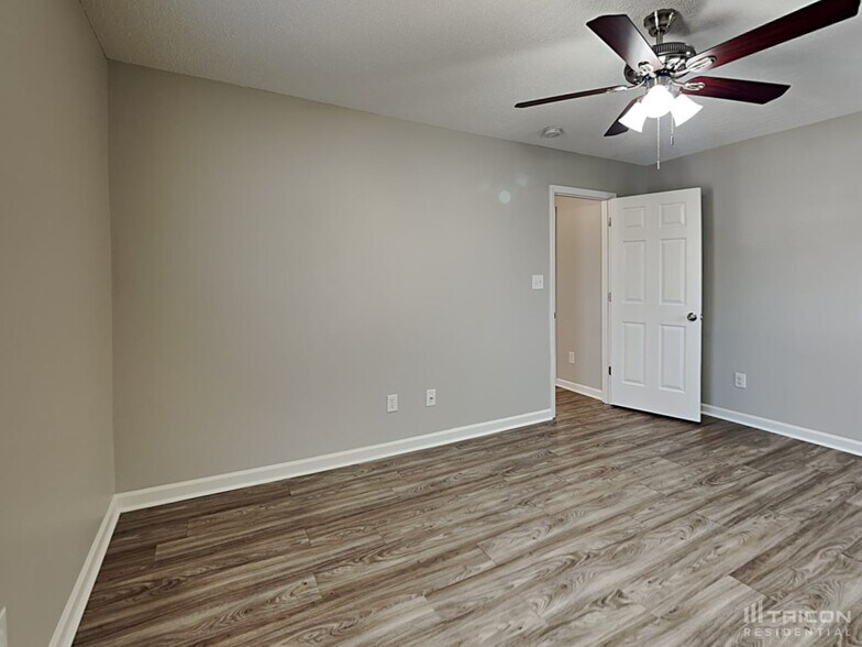 Building Photo - 1203 Delham Rd