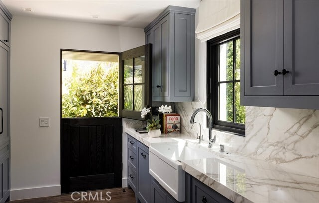 Building Photo - 7 Seabreeze Terrace