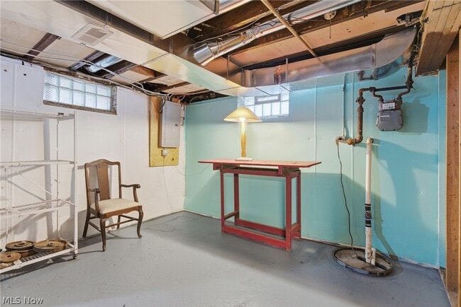 Building Photo - 3577 Cedarbrook Rd