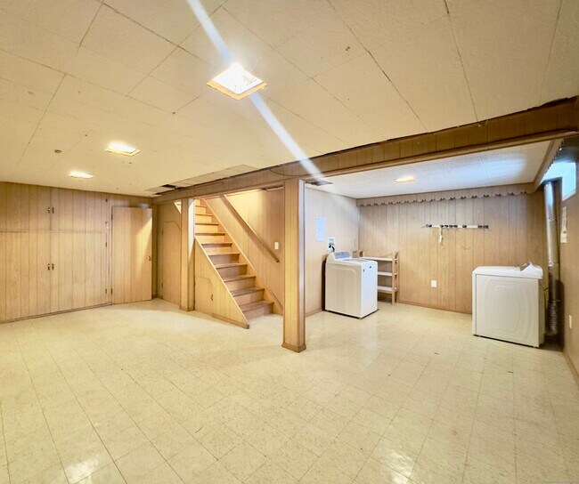 Building Photo - 46 Houston Terrace