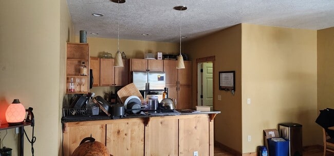 Building Photo - Cute Bungalow style home in Bozeman!