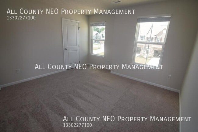 Building Photo - Stunning 3-Bedroom, 2.5-Bath Home in Stow!