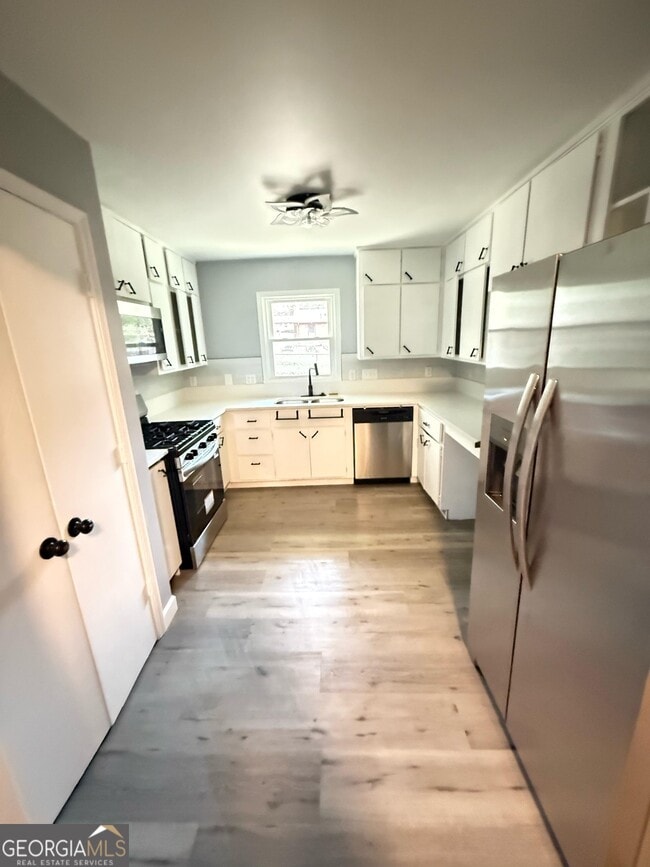 Building Photo - 2242 Chamois Ct