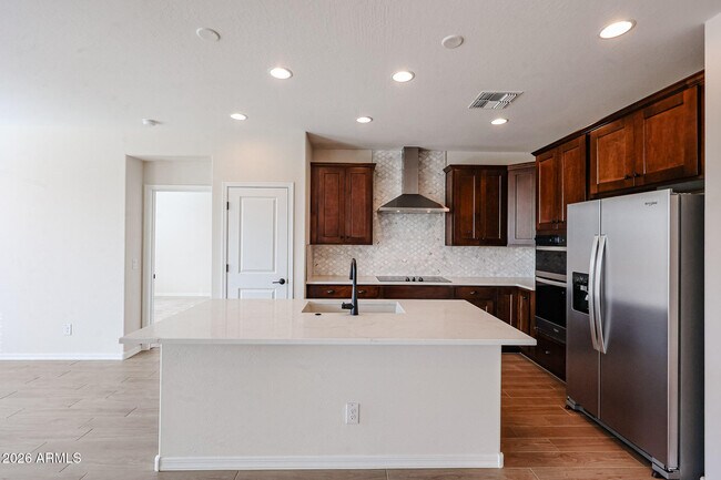 Building Photo - 25465 N 172nd Dr