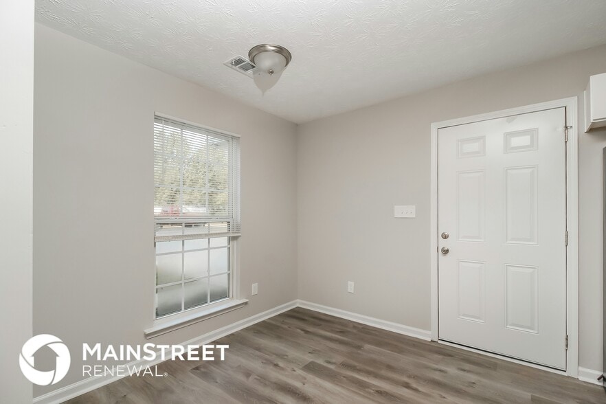 Building Photo - 1100 Overlook Dr