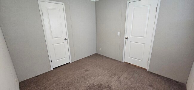 Building Photo - 209 Magnolia Pl