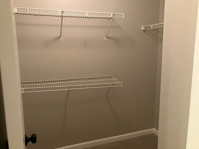 Building Photo - 2 Bedroom / 2.5 Bathroom @ Brighton Bay