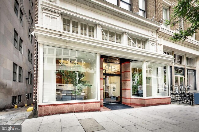 Building Photo - 915 E Street NW Unit 613