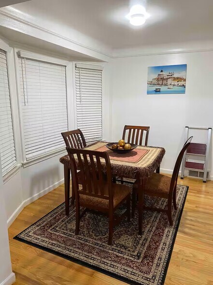 Building Photo - 4225 Jonathon St