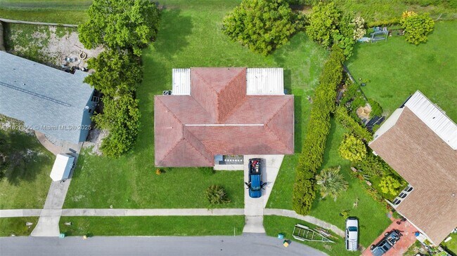 Building Photo - 1321 Frizzell Ln NW