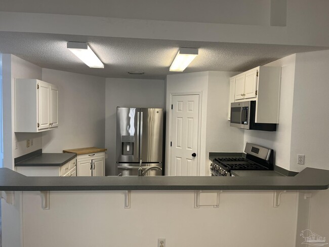 Building Photo - 3154 Seafarers Way