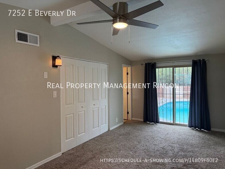 Building Photo - 7252 E Beverly Dr