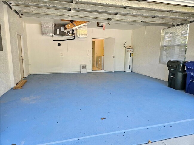 Building Photo - 835 Chalmers Dr