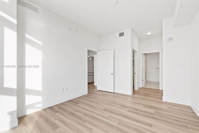 Building Photo - 101 Diplomat Pkwy