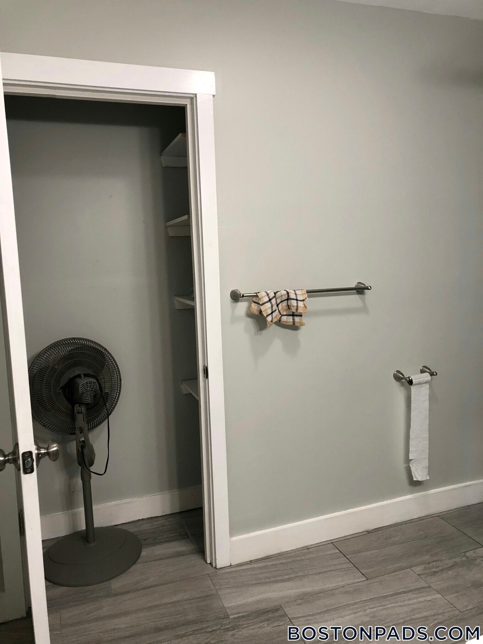 Building Photo - 94 E Cottage St