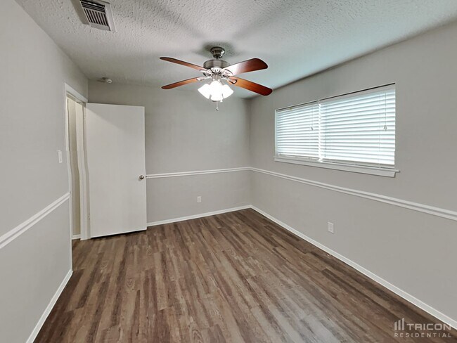 Building Photo - 8218 Tattershall Cir