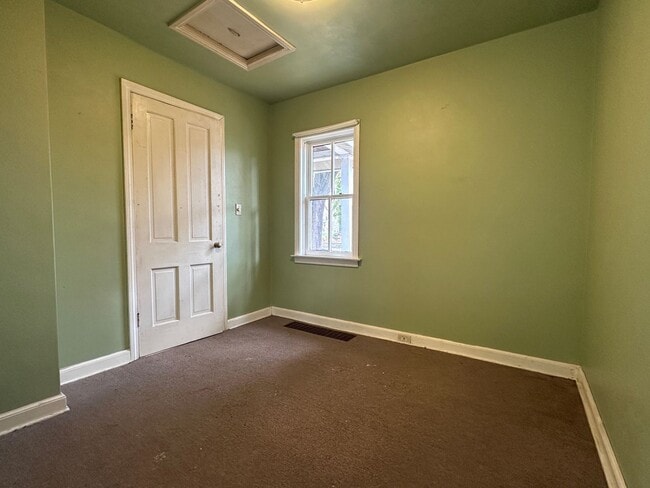 Building Photo - 120 N 4th Ave