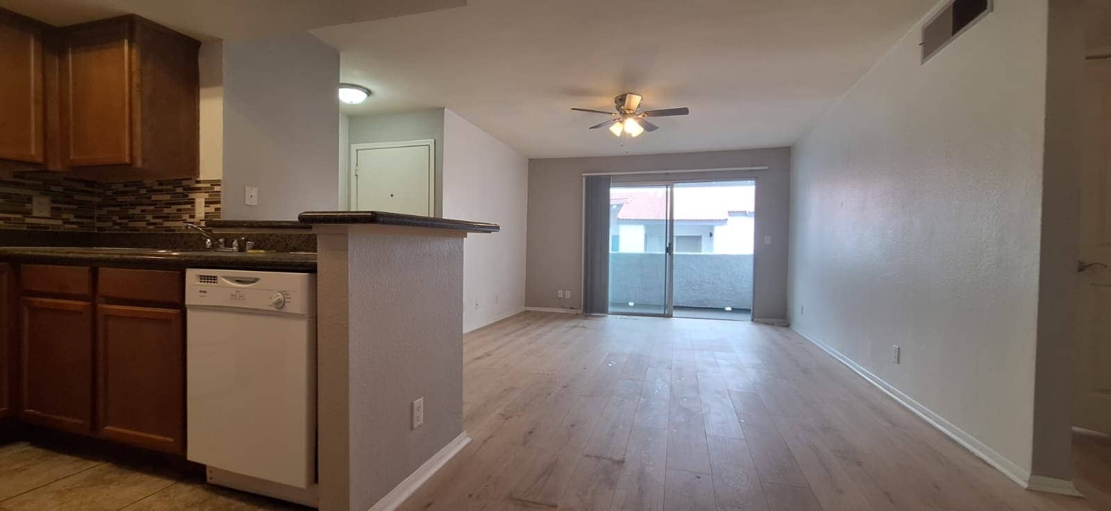 Building Photo - 1455 E Katie Ave