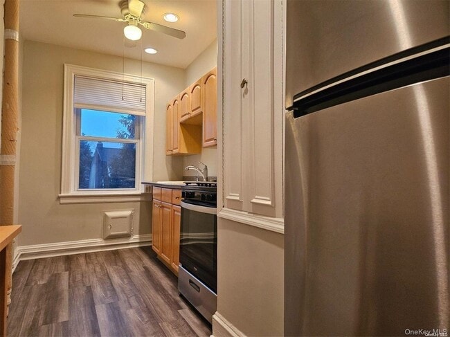 Building Photo - 30 Shipherd Ave