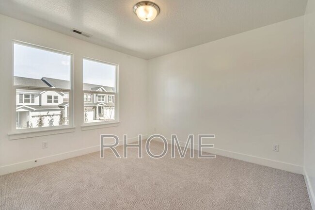 Building Photo - 16106 S Bodmin Way