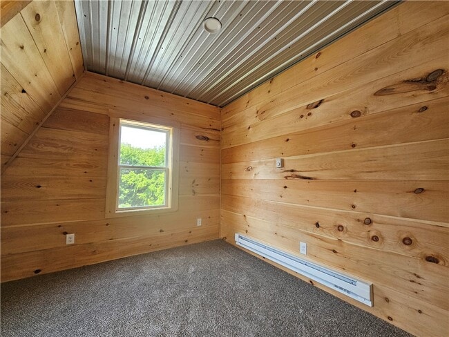 Building Photo - 207 East Ave