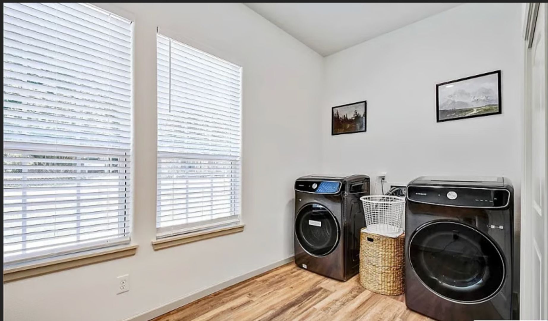 Building Photo - 210 Cottage St