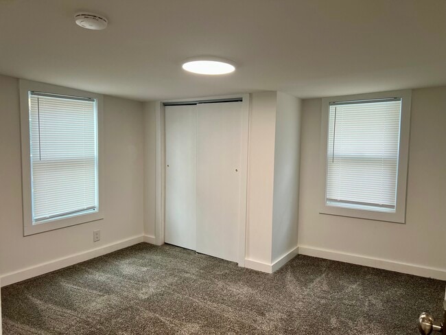 Building Photo - 2621 Mill Rd