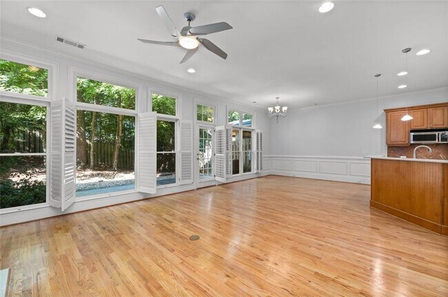 Building Photo - 6245 Spalding Dr