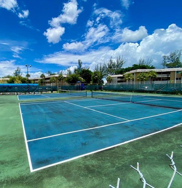 Building Photo - 7470 Miami Lakes Dr