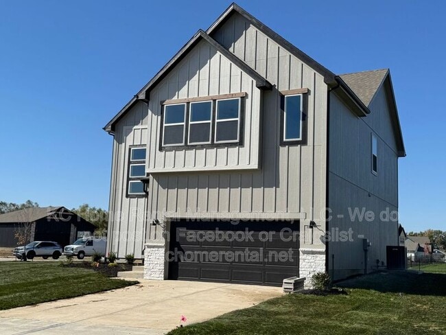 Building Photo - 18852 Mahaffie St