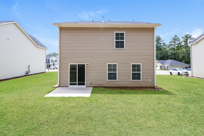 Building Photo - Beautiful home in Honey Tree