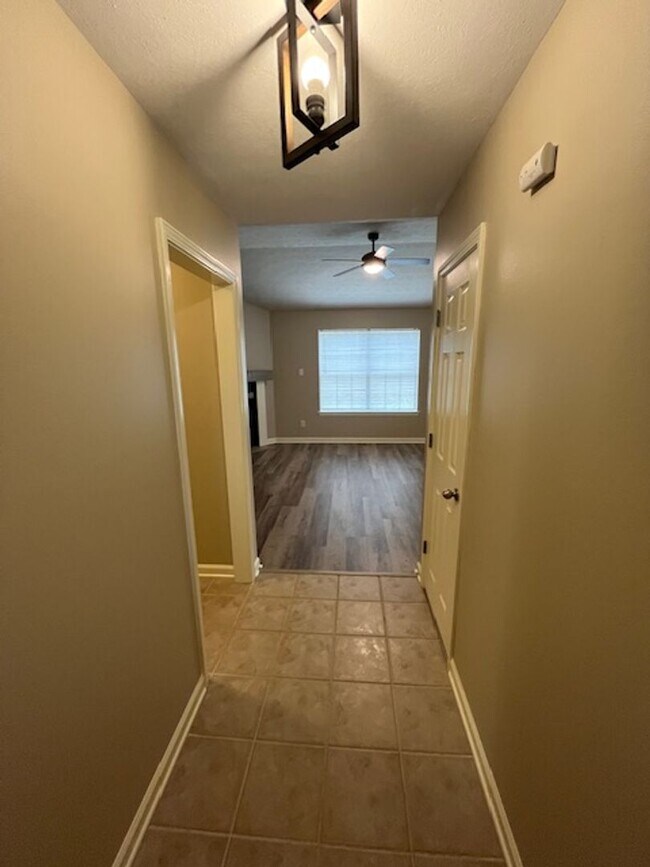 Building Photo - Nice 3 bedroom 2 bathroom Cabot, Arkansas Home