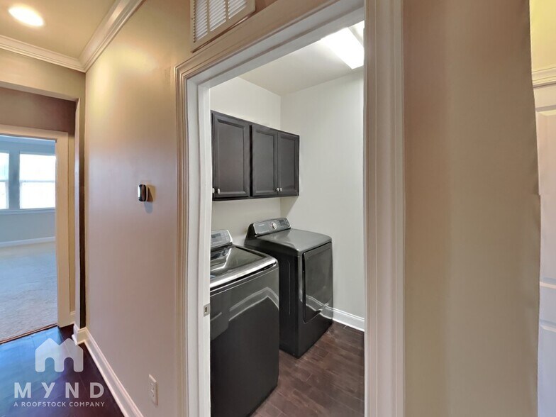 Building Photo - 3322 Bending Birch Pl