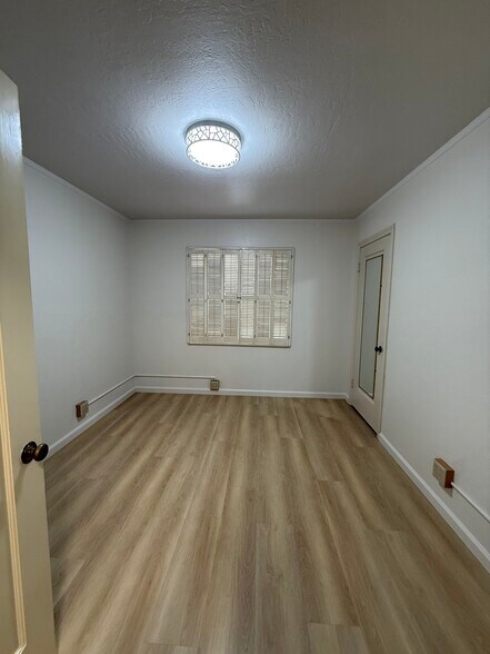 bedroom #2 - 25 W Monterey Ave