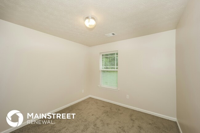 Building Photo - 4397 Rock Valley Dr