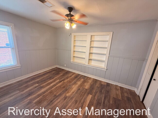 Building Photo - 2308 Larose Ave