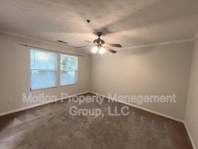 Building Photo - 158 Ellis Drive