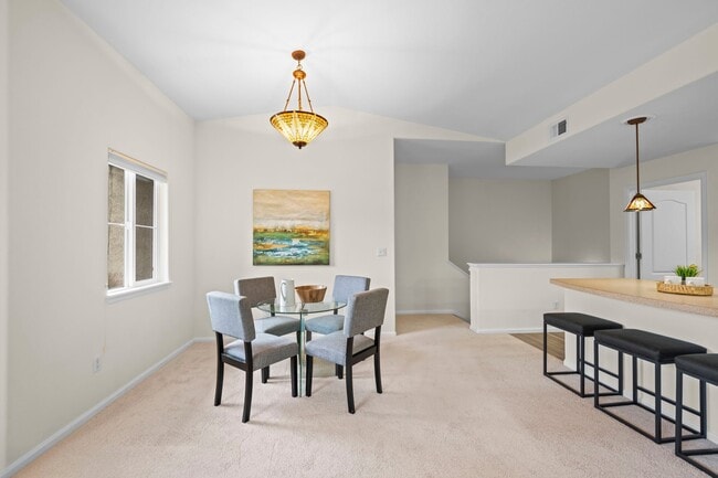 Building Photo - 2125 Calais Dr