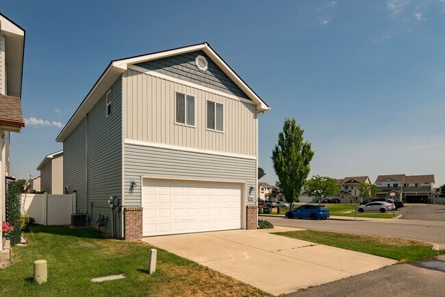 Building Photo - 7804 Leverett Ct