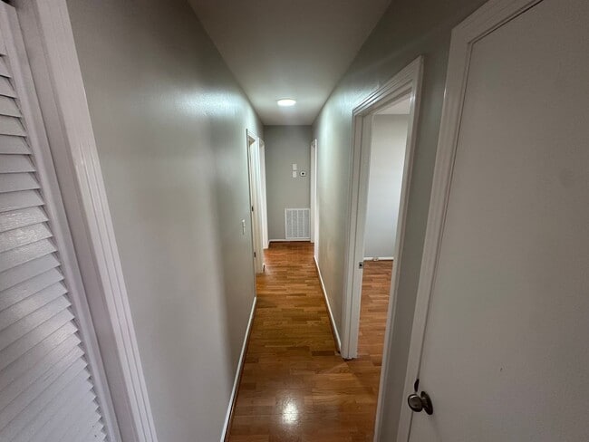 Building Photo - FOR LEASE - 3 bed, 1 bath, 1,218 sqft single-family home in Lebanon!