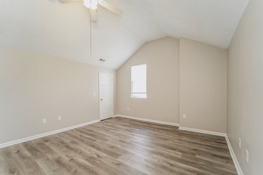 Building Photo - 413 Havenbrook Way NW