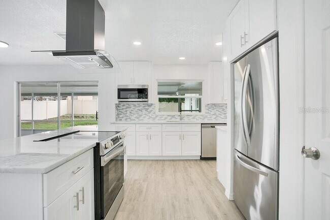 Building Photo - 50 Avalon Ct