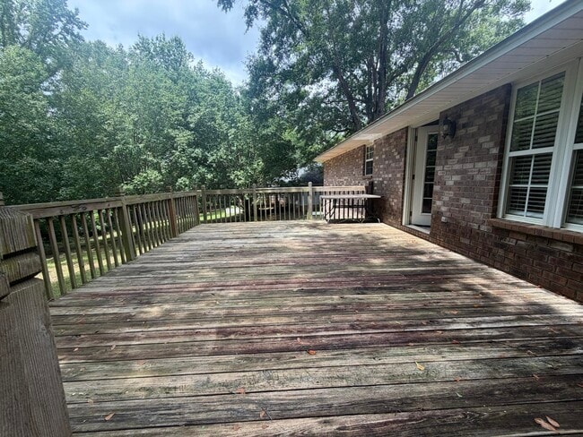 Building Photo - 30 Spanish Moss Cir
